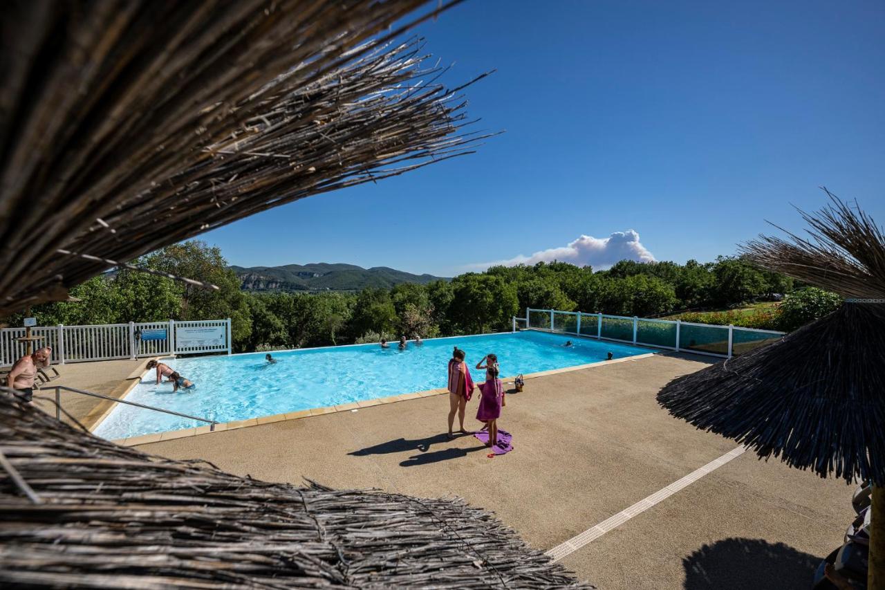 Charmant camping Familiale 3 Etoiles vue 360 plage piscine à débordement empl XXL Labeaume Extérieur photo