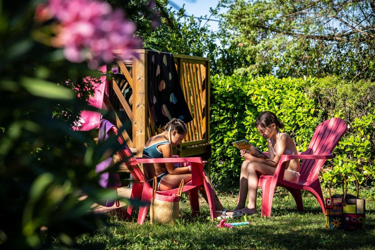 Charmant camping Familiale 3 Etoiles vue 360 plage piscine à débordement empl XXL Labeaume Extérieur photo