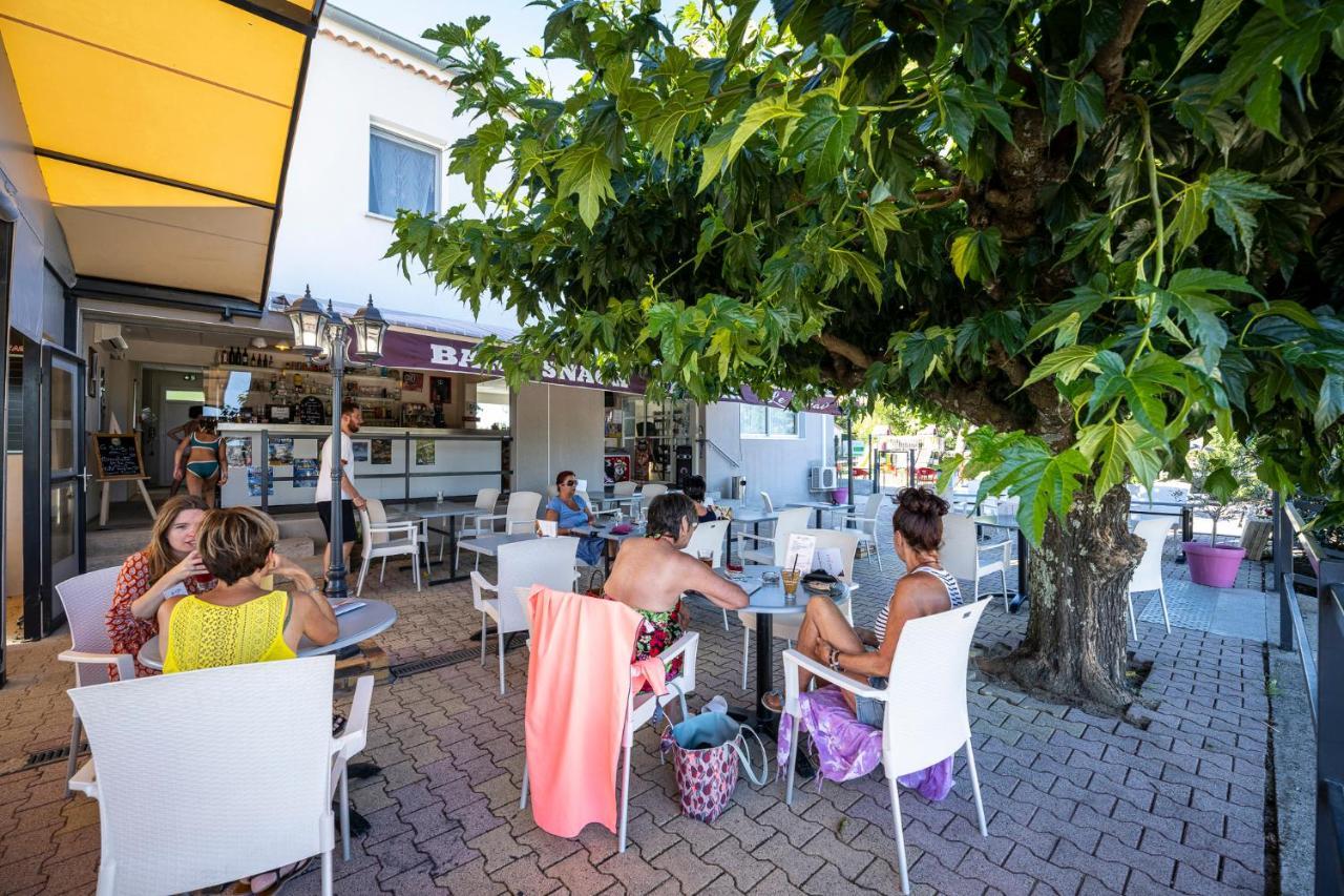 Charmant camping Familiale 3 Etoiles vue 360 plage piscine à débordement empl XXL Labeaume Extérieur photo