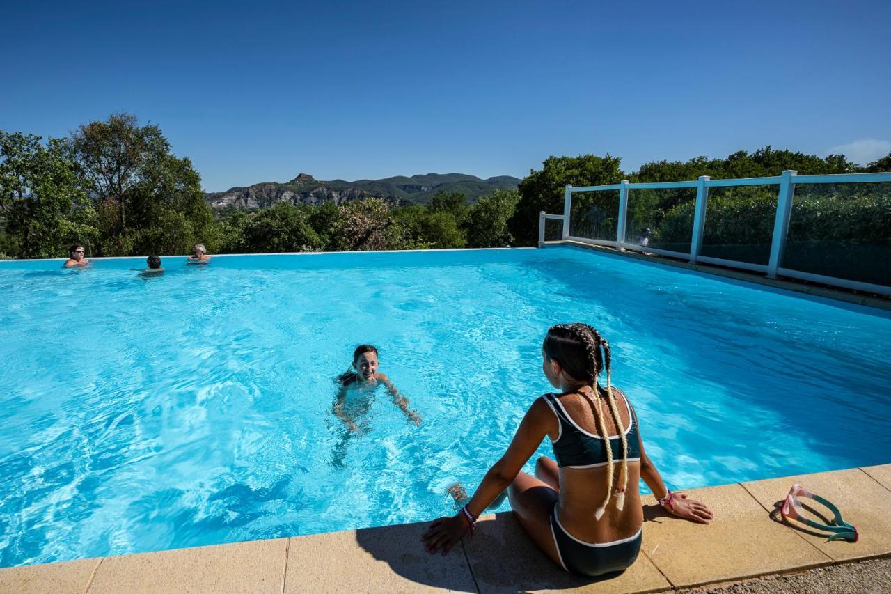 Charmant camping Familiale 3 Etoiles vue 360 plage piscine à débordement empl XXL Labeaume Extérieur photo