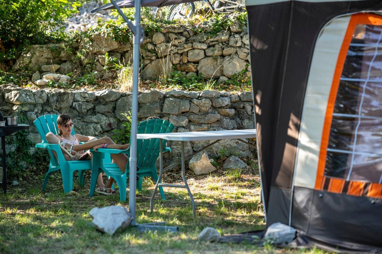 Charmant camping Familiale 3 Etoiles vue 360 plage piscine à débordement empl XXL Labeaume Extérieur photo