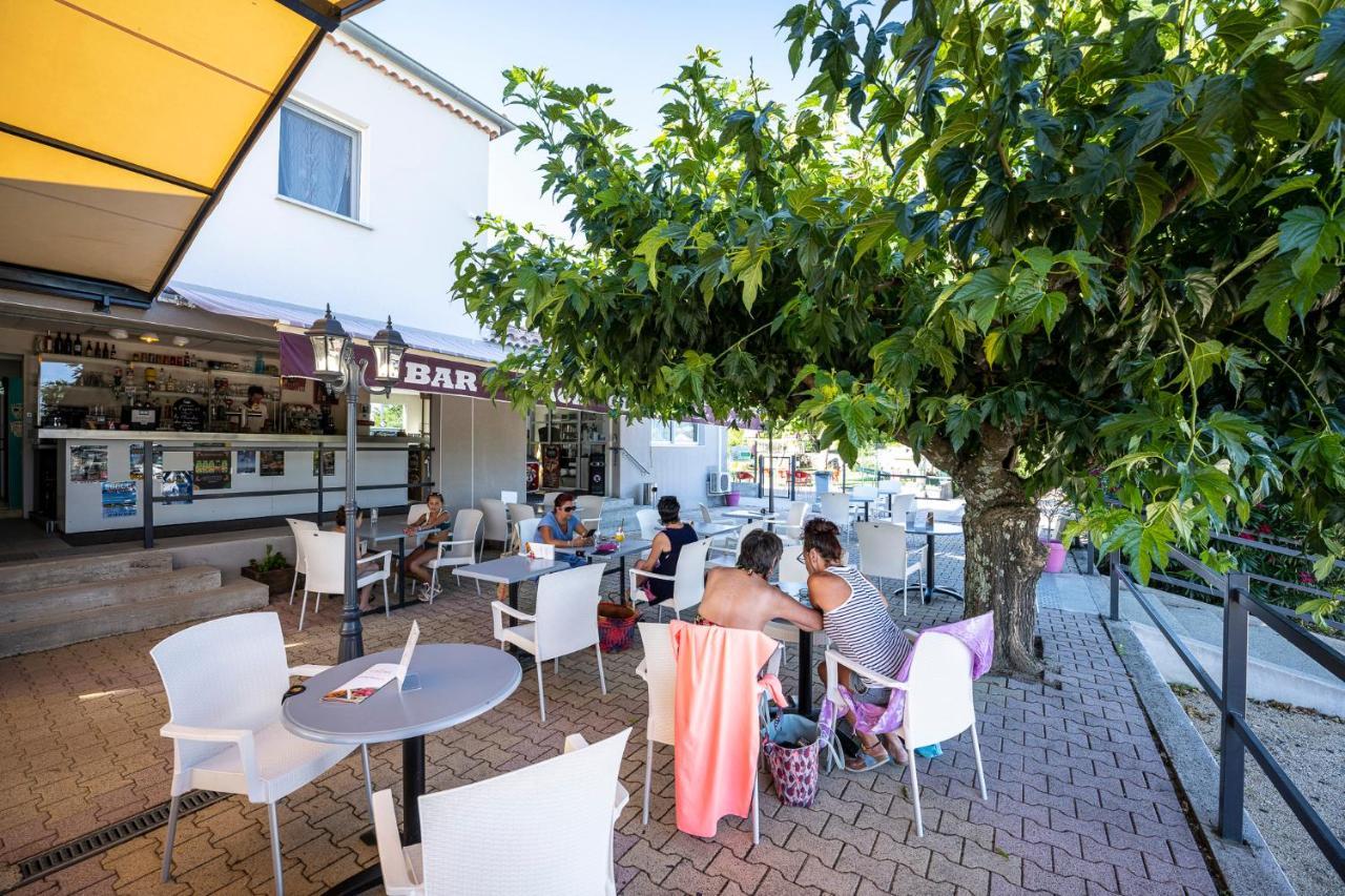 Charmant camping Familiale 3 Etoiles vue 360 plage piscine à débordement empl XXL Labeaume Extérieur photo