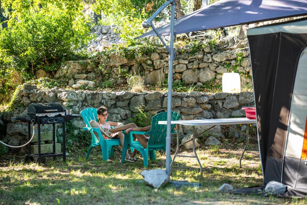 Charmant camping Familiale 3 Etoiles vue 360 plage piscine à débordement empl XXL Labeaume Extérieur photo