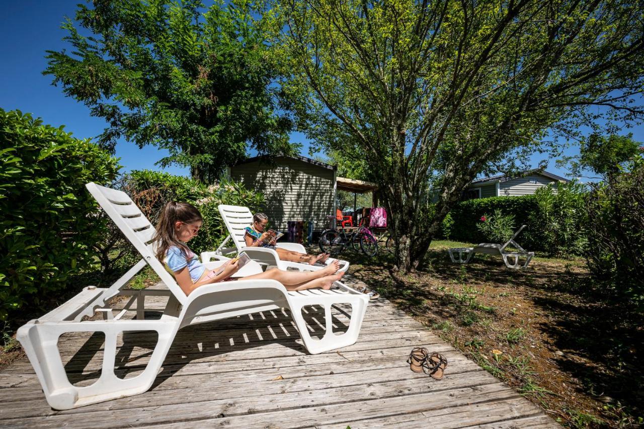 Charmant camping Familiale 3 Etoiles vue 360 plage piscine à débordement empl XXL Labeaume Extérieur photo