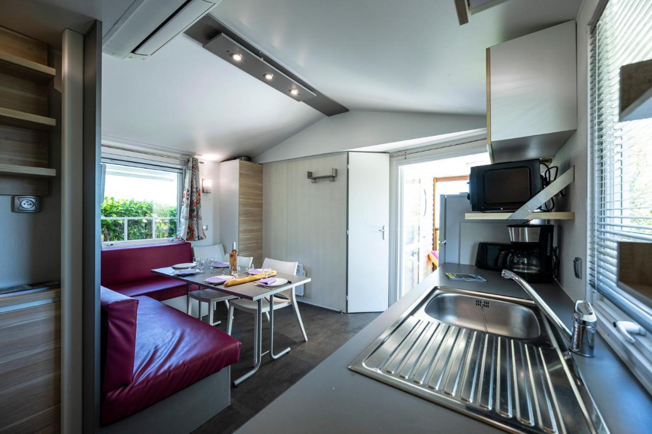 Charmant camping Familiale 3 Etoiles vue 360 plage piscine à débordement empl XXL Labeaume Extérieur photo