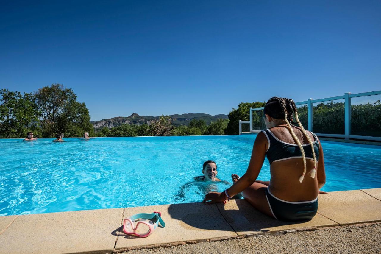 Charmant camping Familiale 3 Etoiles vue 360 plage piscine à débordement empl XXL Labeaume Extérieur photo