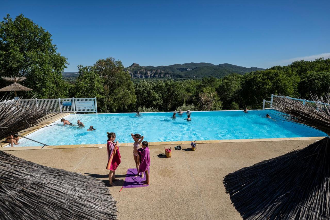Charmant camping Familiale 3 Etoiles vue 360 plage piscine à débordement empl XXL Labeaume Extérieur photo
