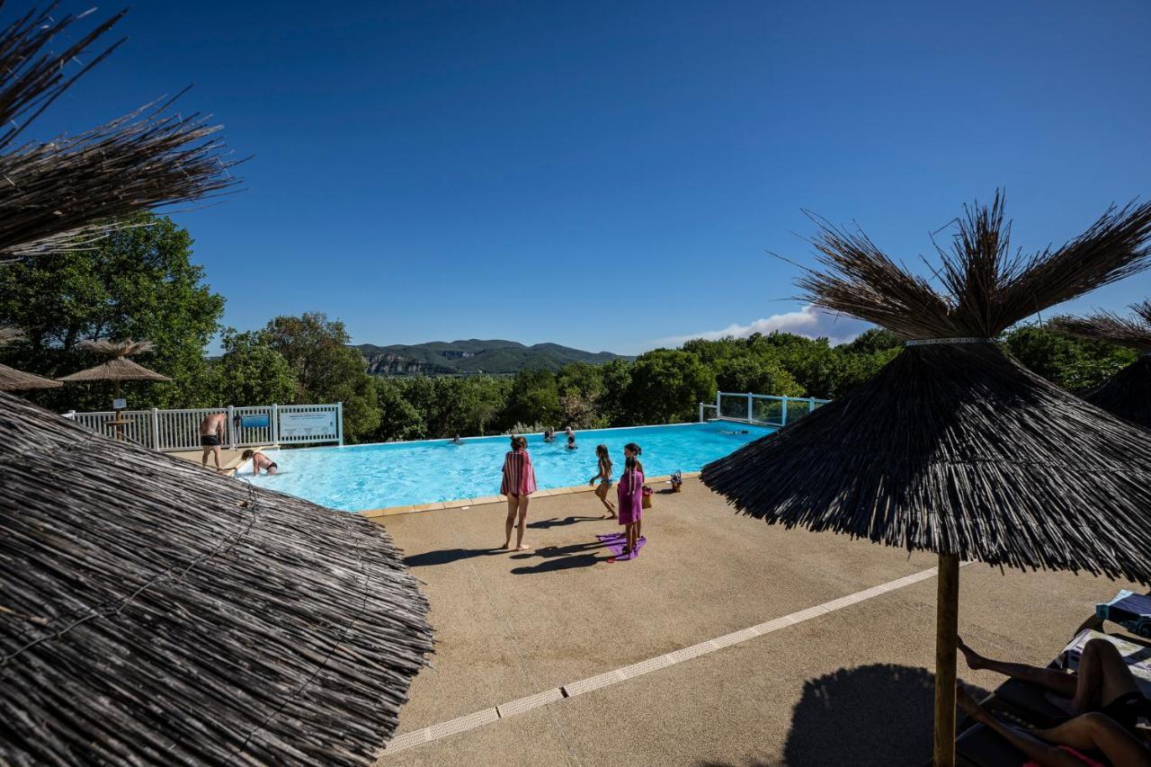 Charmant camping Familiale 3 Etoiles vue 360 plage piscine à débordement empl XXL Labeaume Extérieur photo