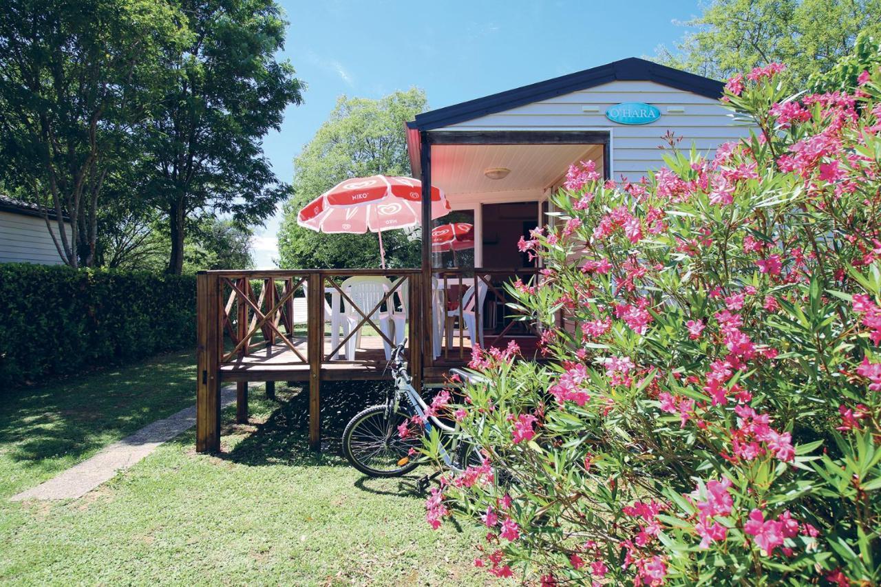 Charmant camping Familiale 3 Etoiles vue 360 plage piscine à débordement empl XXL Labeaume Extérieur photo
